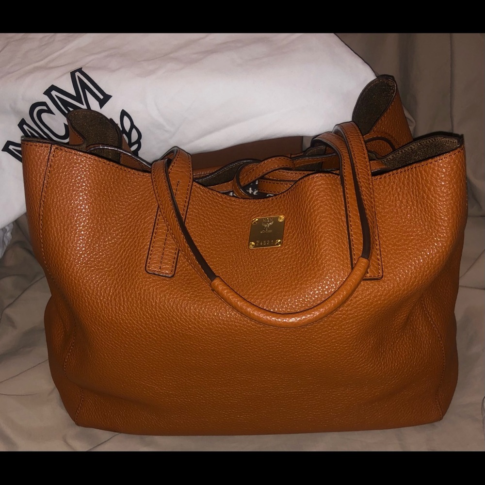 MCM Reversible 2-tone (caramel & gold) XL tote .